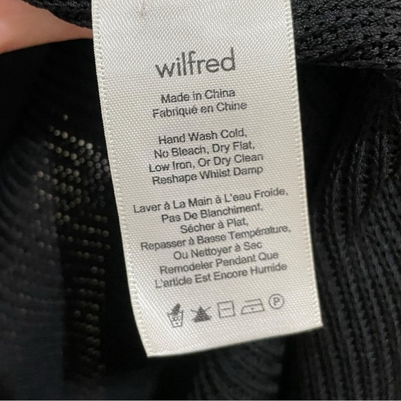 Gorgeous Aritzia Wilfred Long-line Woven Black Open Front Sweater, M - Picture 15 of 16